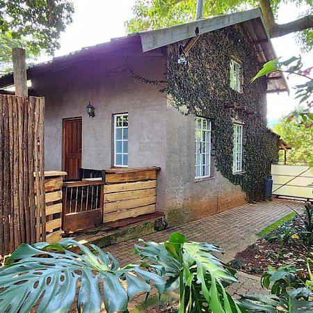 Softwaters Guesthouse Cottages Louis Trichardt Extérieur photo