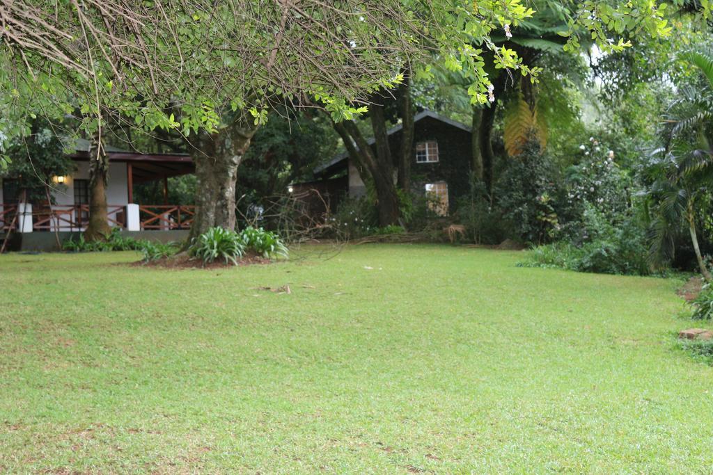 Softwaters Guesthouse Cottages Louis Trichardt Extérieur photo